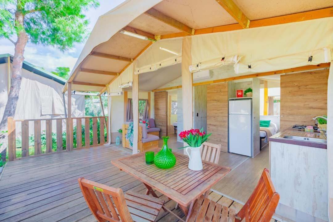 ואדה Toscana Bella Camping Village מראה חיצוני תמונה