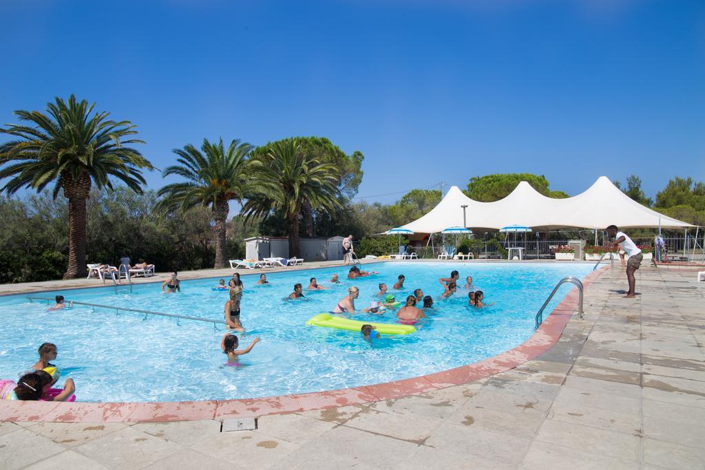 ואדה Toscana Bella Camping Village מראה חיצוני תמונה